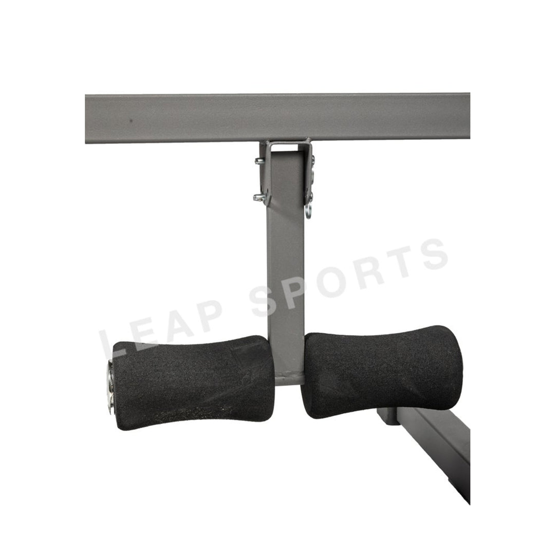 Tour de musculation avec barre de traction et support pour extensions de jambes